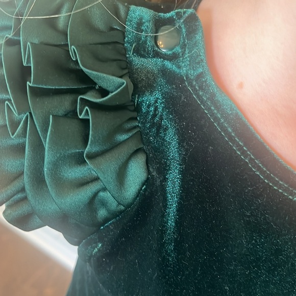 Emerald green romper size 6/7 - Picture 5 of 5